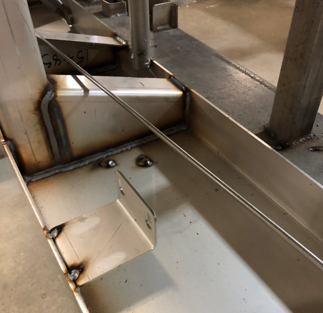 Mild steel and stainless steel are commonly welded using 309LSi filler metal. Qualification of welding procedures should be done by testing.